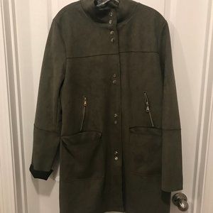 Tribal olive green lightweight jacket size large